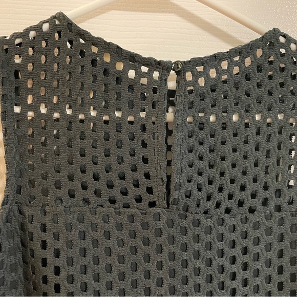 H&M dress in dark green - only worn once! - Picture 4 of 8